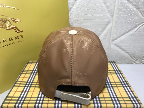 ブランド帽子側面デザイン